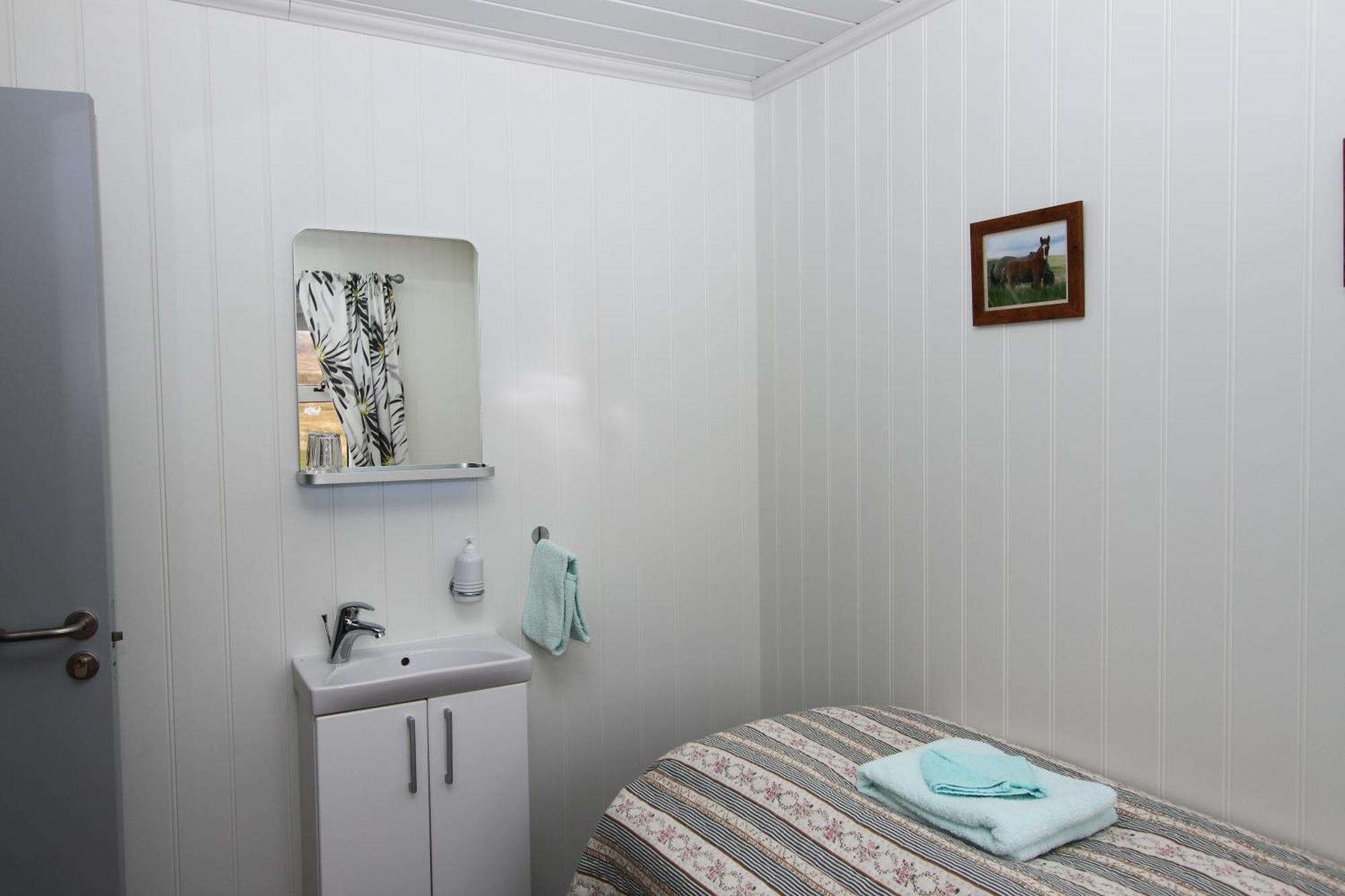 Guesthouse Steindorsstadir, West Iceland Reykholt  Eksteriør bilde